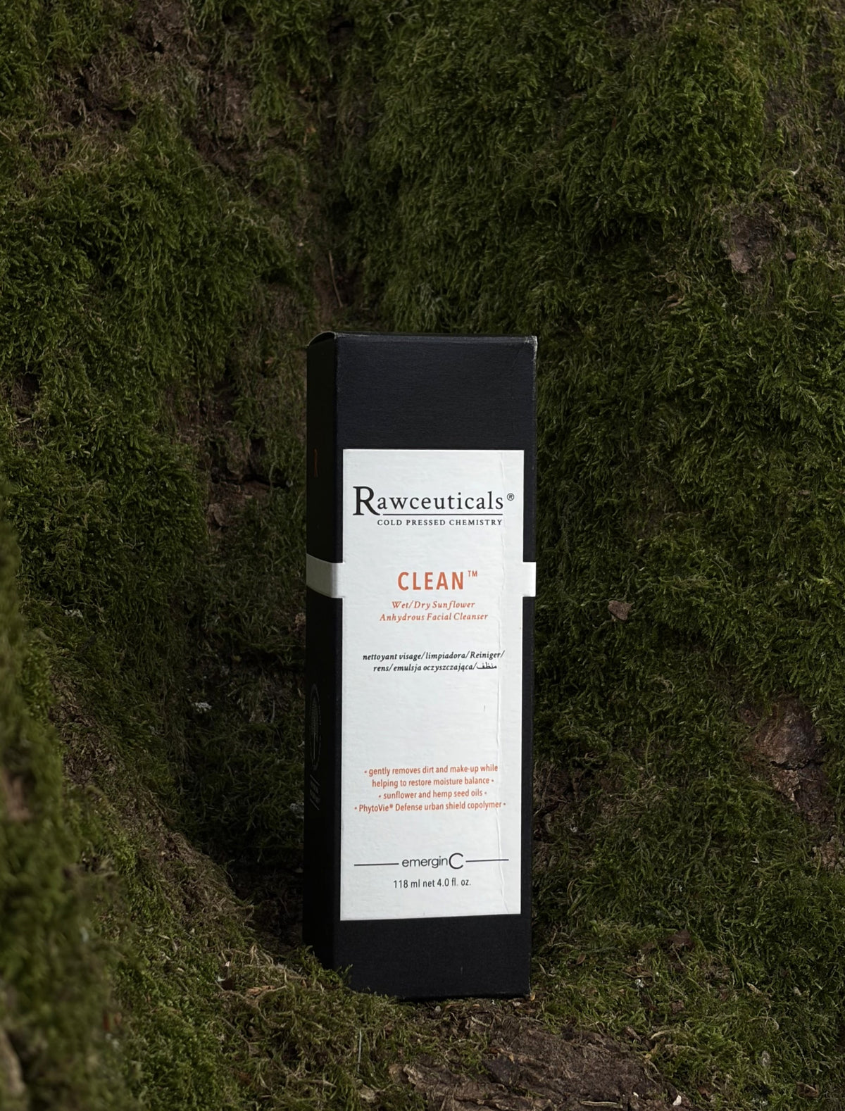 emerginC RAWCEUTICALS® CLEAN™ Cleanser | 118 ml