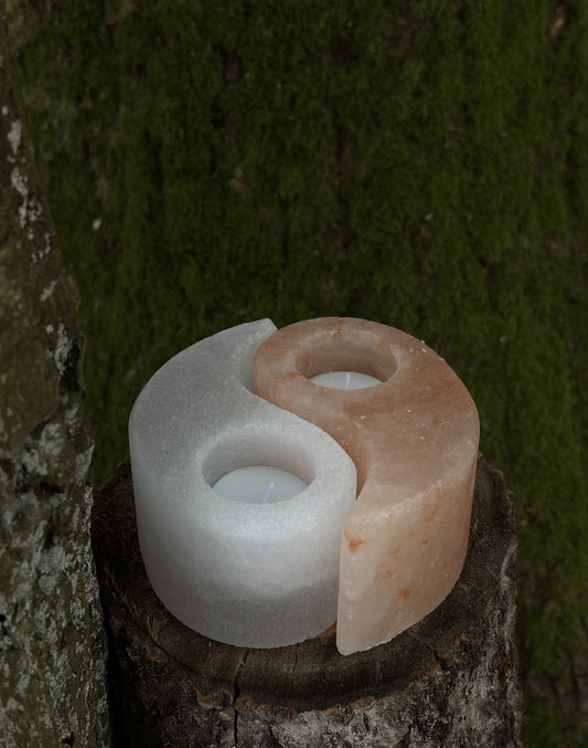 Yin Yang zoutkristal sfeerlicht van Himalayazout